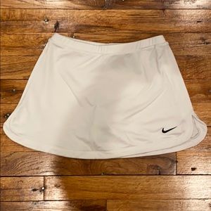 White Nike tennis skirt